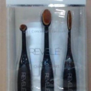 Revele Set of Three Velvet Oval Brushes